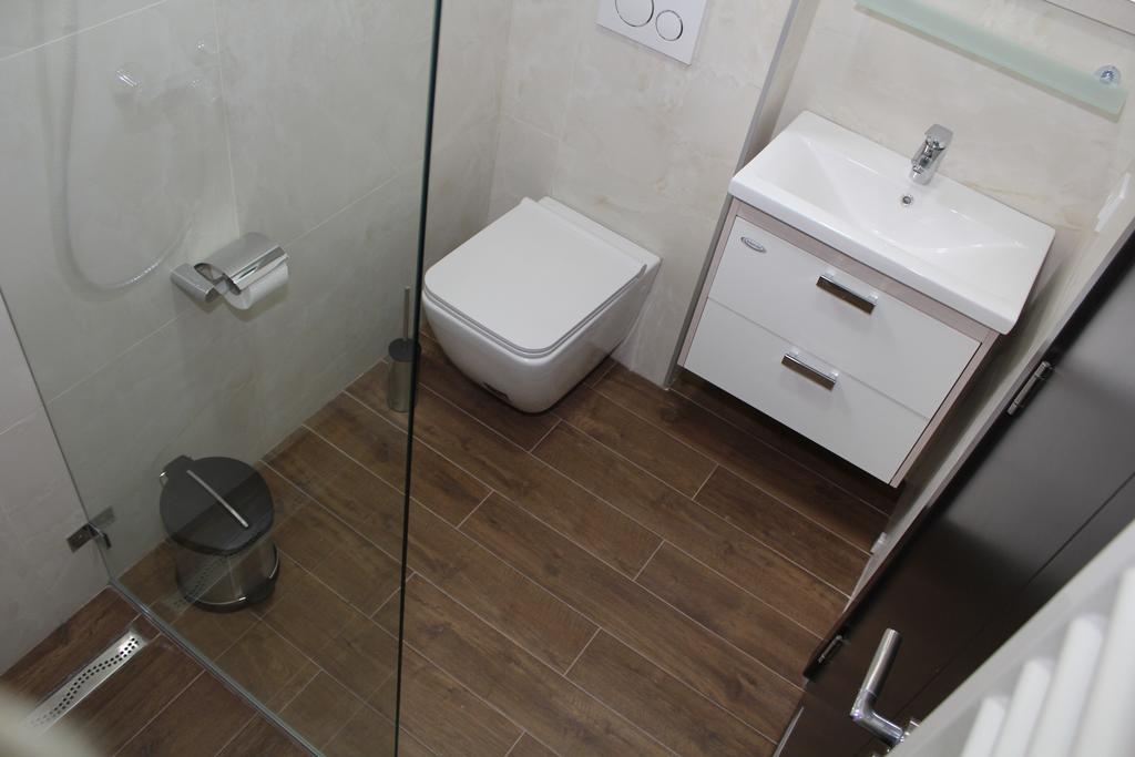 Wake Up Apartments And Rooms Beograd Ngoại thất bức ảnh