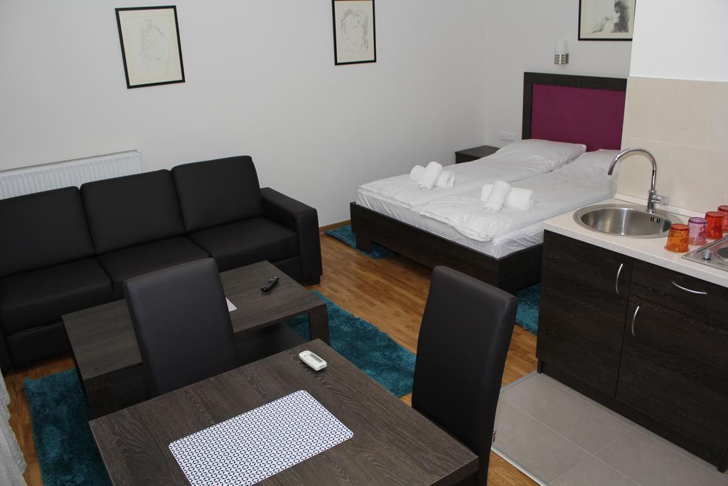 Wake Up Apartments And Rooms Beograd Ngoại thất bức ảnh