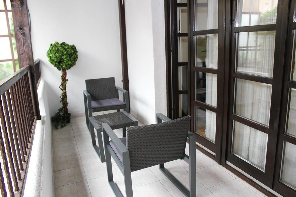 Wake Up Apartments And Rooms Beograd Ngoại thất bức ảnh