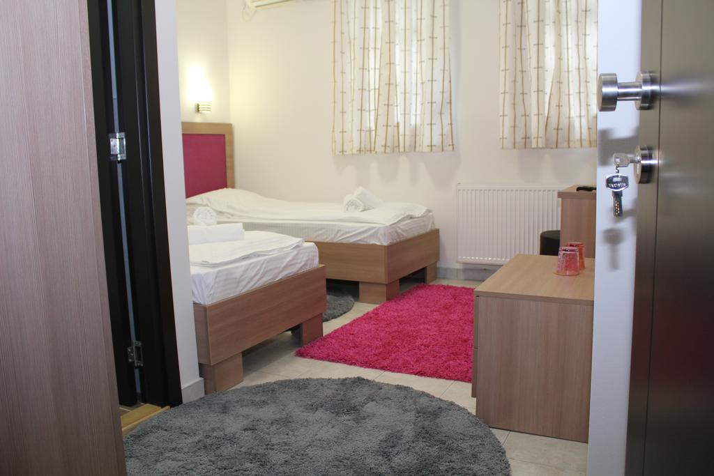 Wake Up Apartments And Rooms Beograd Ngoại thất bức ảnh