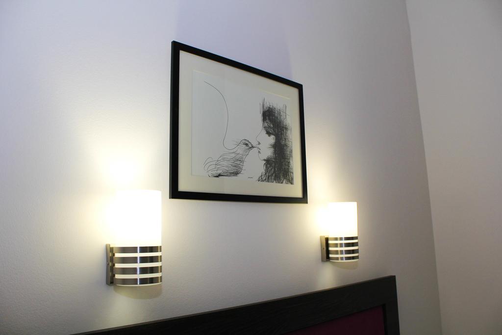 Wake Up Apartments And Rooms Beograd Ngoại thất bức ảnh